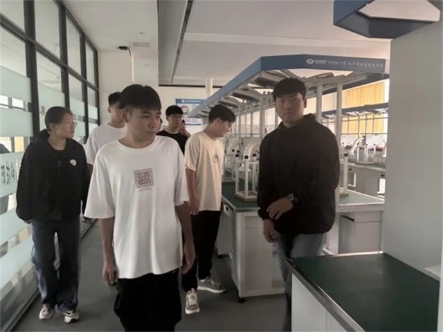 1760745859200051.jpg 微信图片_2025-10-18_075559_608.JPG