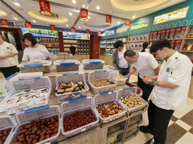 微信图片_2025-10-03_075739_677.jpg