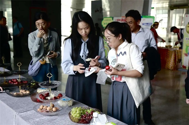 微信图片_2025-10-04_075952_719.jpg
